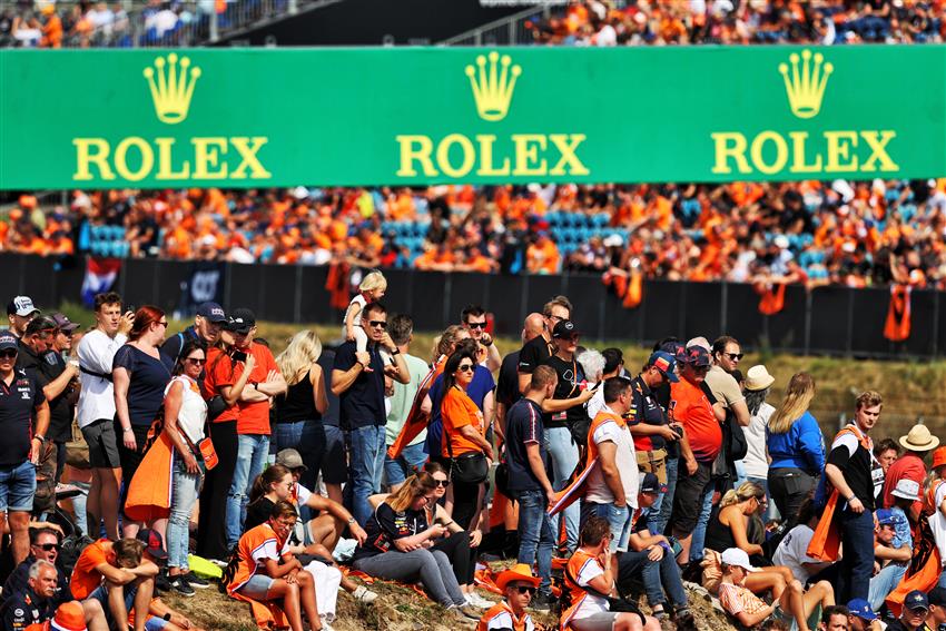 Brazilian Rolex Sign and Fans